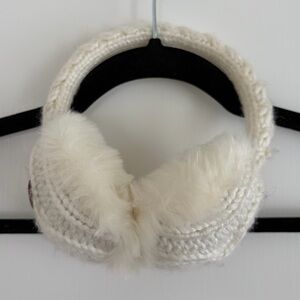 Women’s Cable Knit Ear Muffs OS